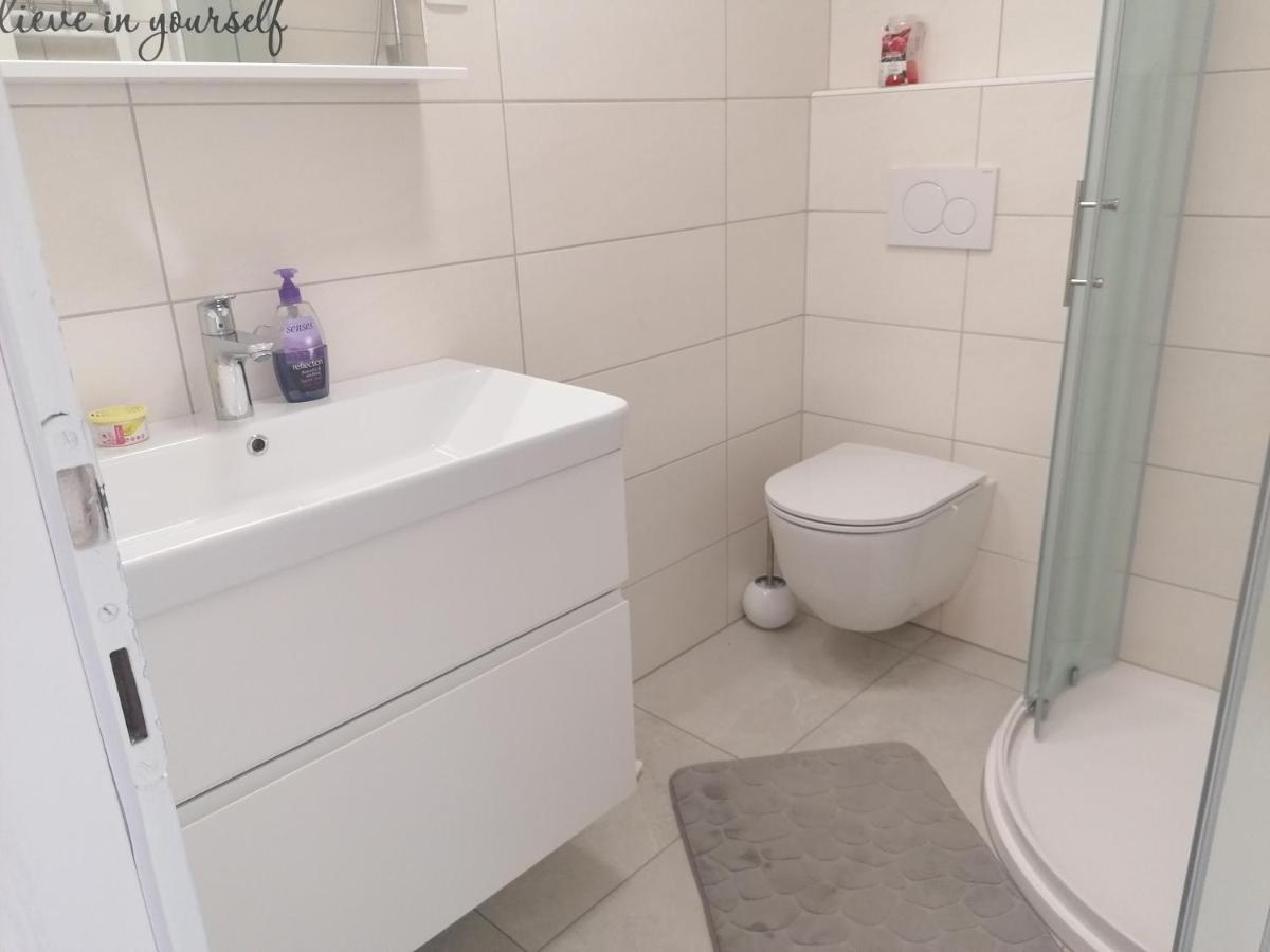 Srpenica Apartmaji Valter מראה חיצוני תמונה